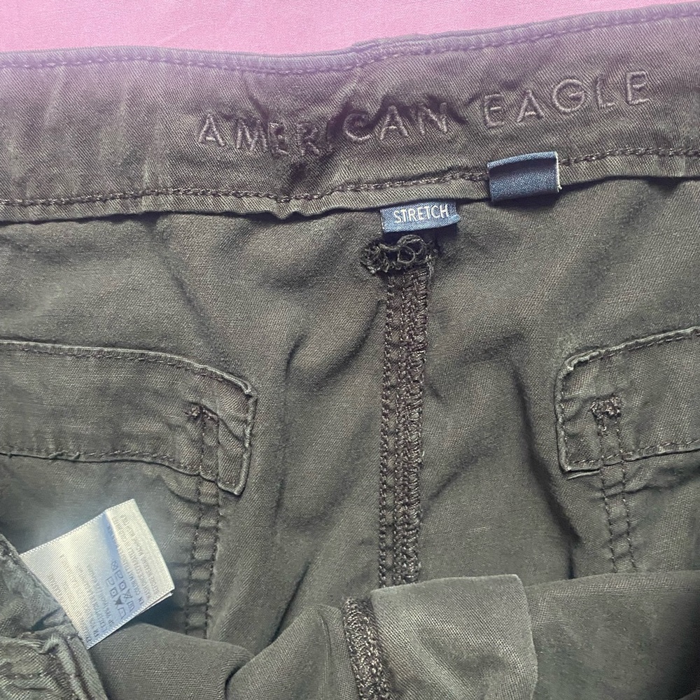 American Eagle Outfitters Black Cargo Pants - Picture 5 of 6